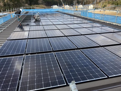 太陽光発電設備 設置開始